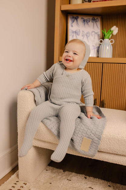 ⁠Ribbed Knit Footie & Hat