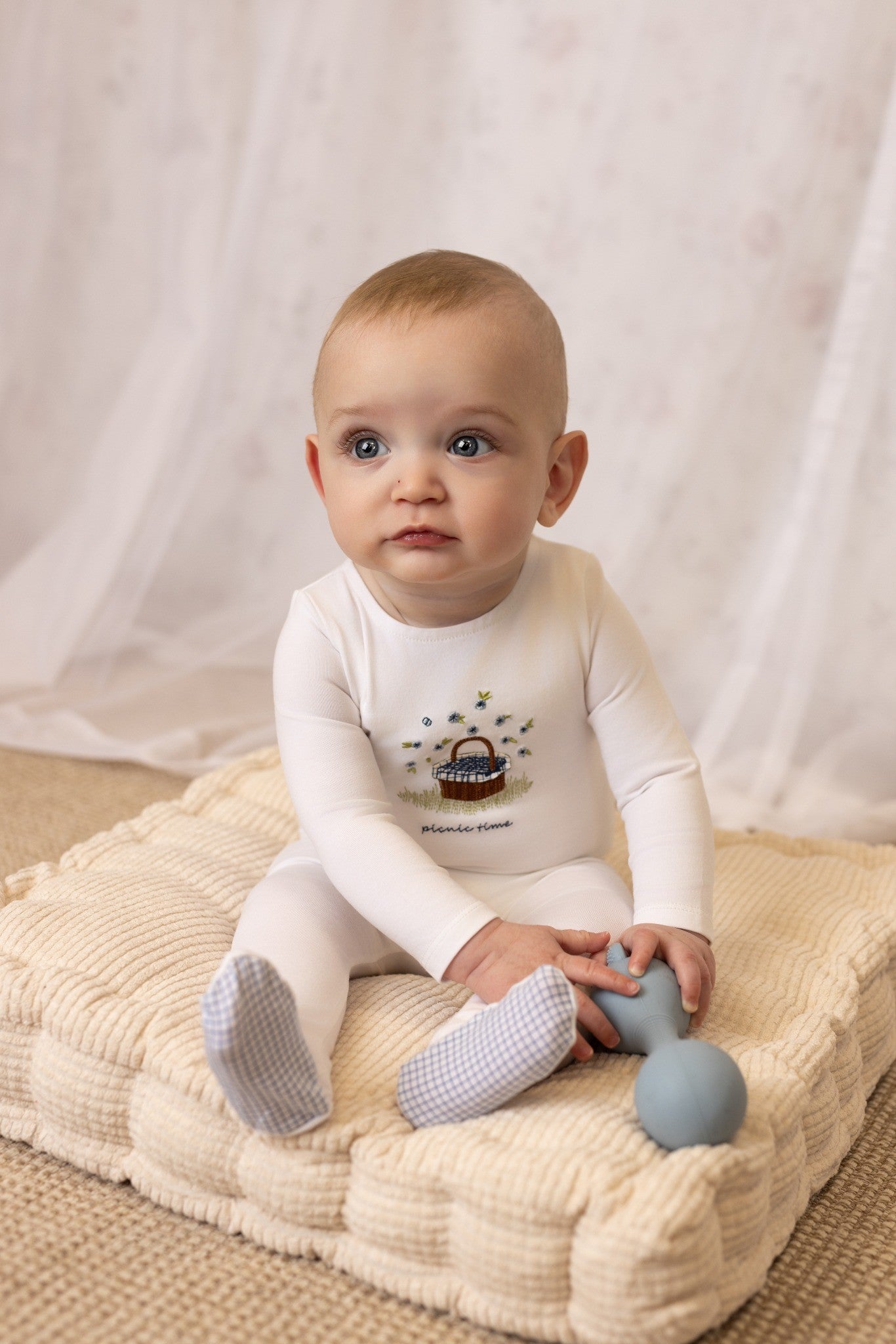 Picnic Basket Footie