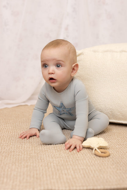 Embroidered Flower/Star Footie