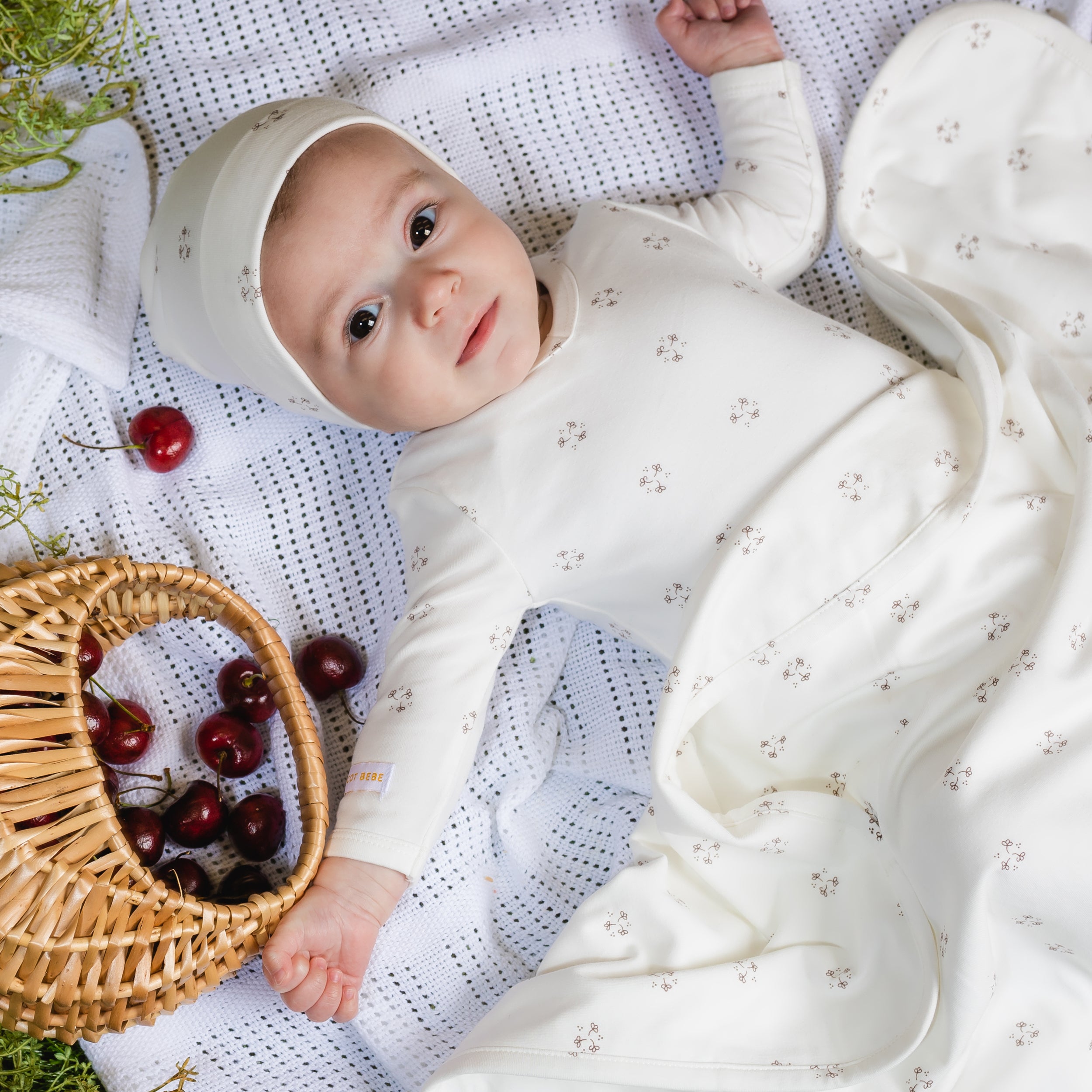 Ditsy print blanket